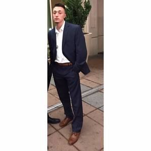Meet your Posher, Justin